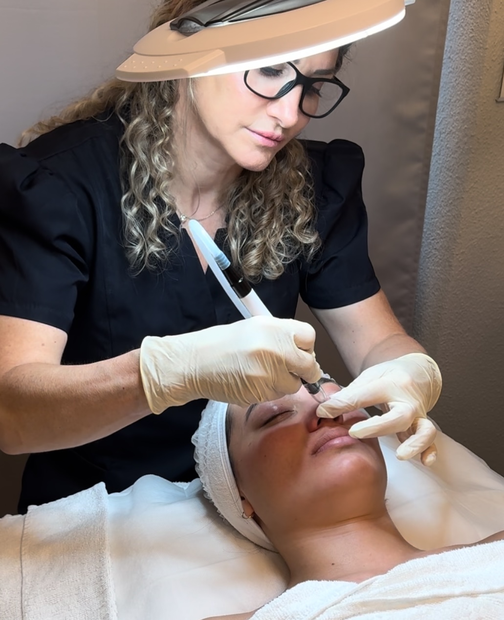 Peeling an junger Frau